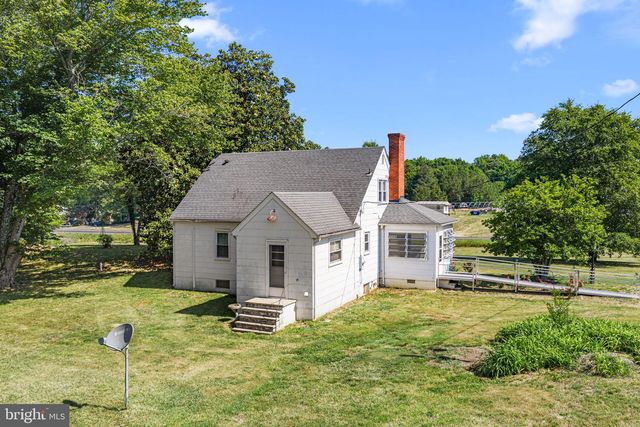 10740 KINGS HIGHWAY, Montross, VA 22520