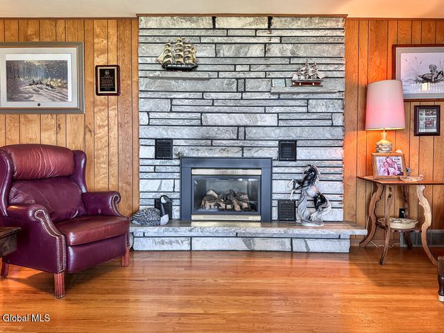 29 Trout Pavilion Road, Queensbury, NY 12804