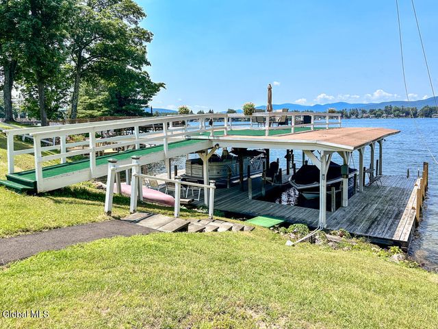 29 Trout Pavilion Road, Queensbury, NY 12804