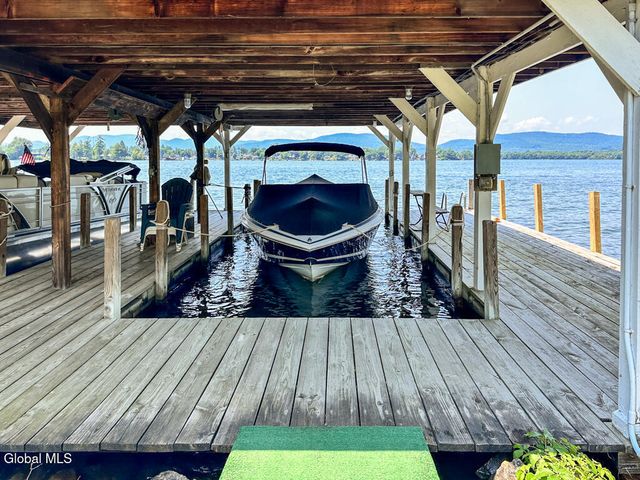 29 Trout Pavilion Road, Queensbury, NY 12804
