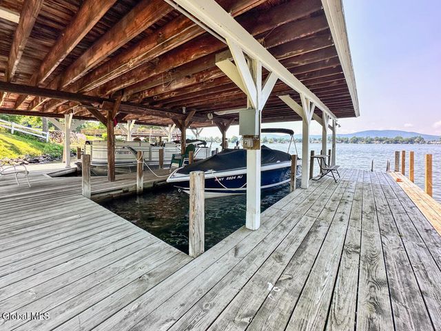 29 Trout Pavilion Road, Queensbury, NY 12804