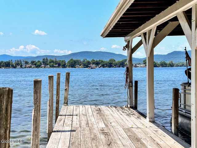 29 Trout Pavilion Road, Queensbury, NY 12804