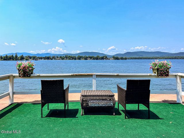 29 Trout Pavilion Road, Queensbury, NY 12804