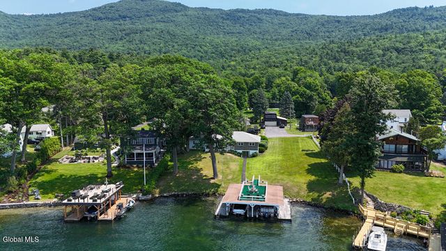 29 Trout Pavilion Road, Queensbury, NY 12804