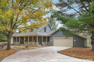 7994 Jericho Avenue NE, Rockford, MI 49341