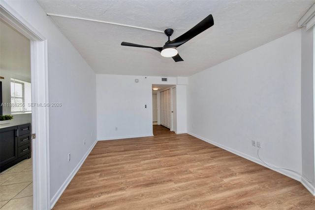 20850 San Simeon Way 506-5, Miami, FL 33179