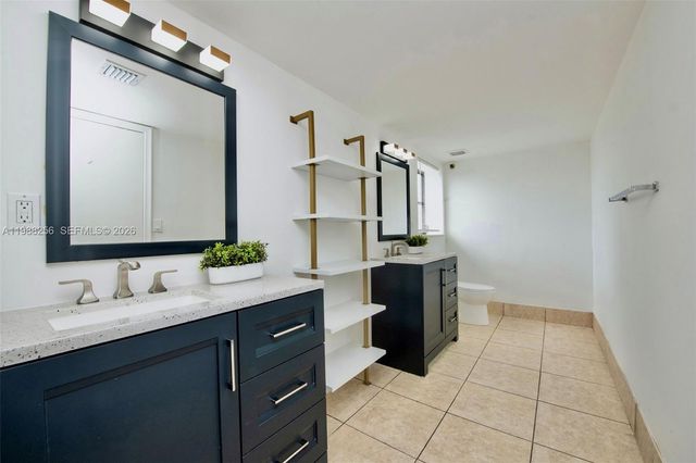 20850 San Simeon Way 506-5, Miami, FL 33179