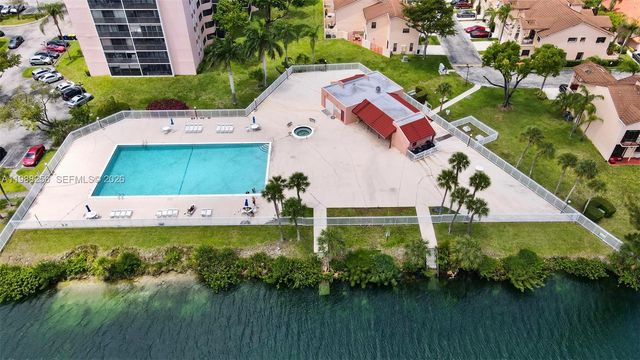 20850 San Simeon Way 506-5, Miami, FL 33179