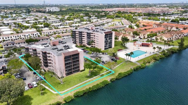 20850 San Simeon Way 506-5, Miami, FL 33179