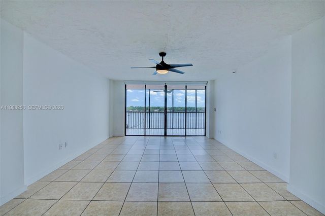 20850 San Simeon Way 506-5, Miami, FL 33179