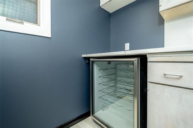 2713 W 24th Terrace, Lawrence, KS 66047