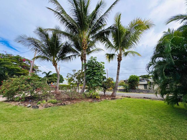 533 Mikioi Pl # 2, Kihei, HI 96753