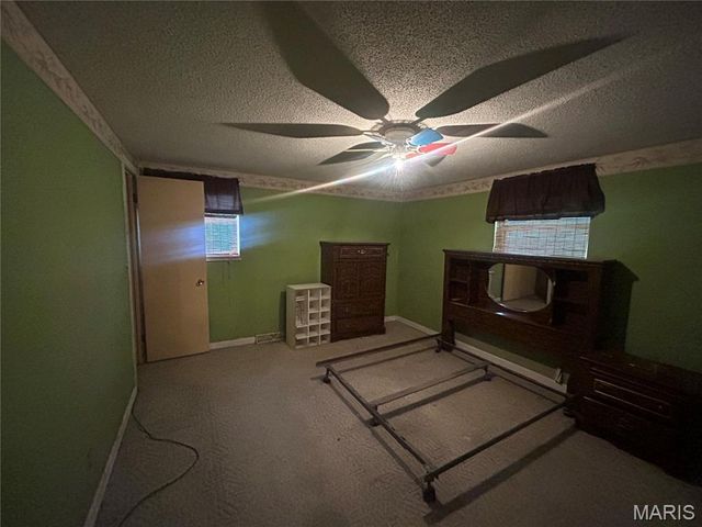 1910 Wallace, Poplar Bluff, MO 63901