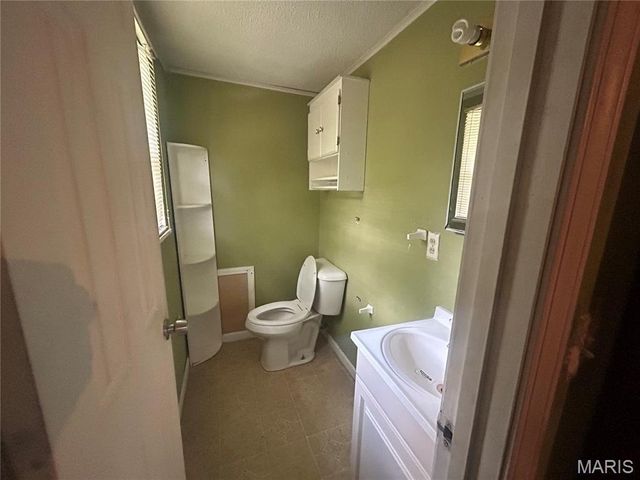 1910 Wallace, Poplar Bluff, MO 63901