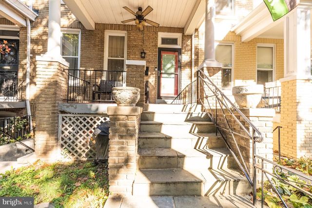 627 PRINCETON PL NW, Washington, DC 20010