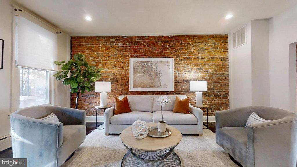 627 PRINCETON PL NW, Washington, DC 20010