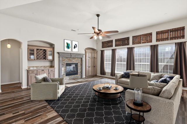 205 Odyssey Lane, Mansfield, TX 76063