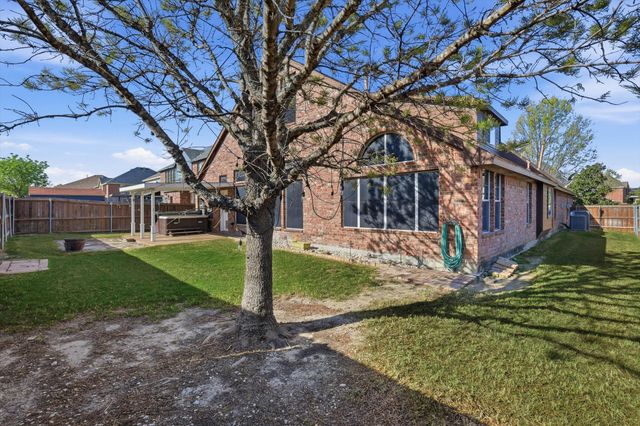 205 Odyssey Lane, Mansfield, TX 76063