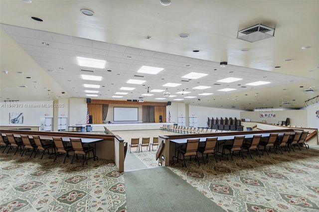 9121 Sunrise Lakes Blvd 104, Sunrise, FL 33322