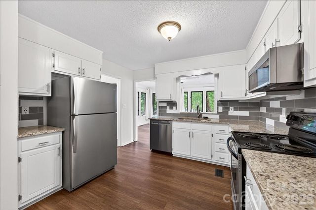 6219 Welford Road, Charlotte, NC 28211