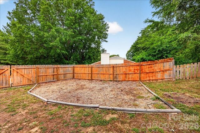 6219 Welford Road, Charlotte, NC 28211