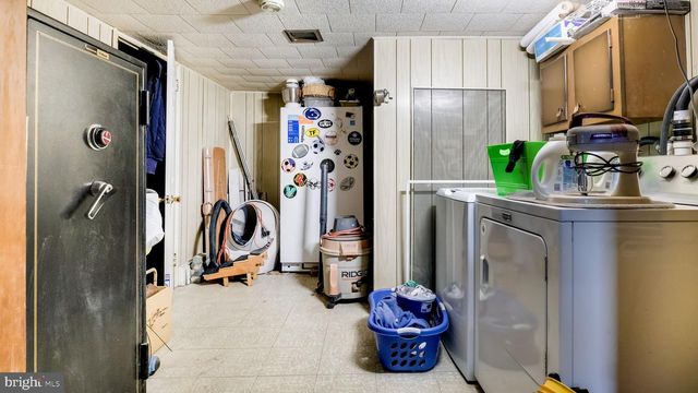 14 MCCARTHY AVE, Langhorne, PA 19047