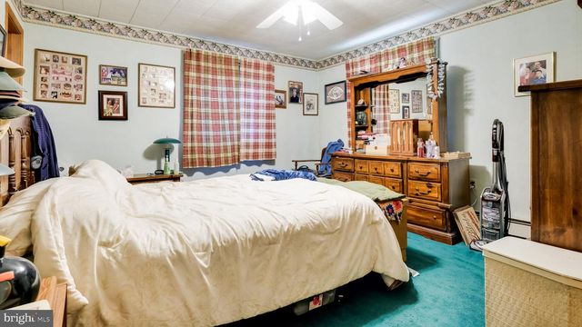 14 MCCARTHY AVE, Langhorne, PA 19047