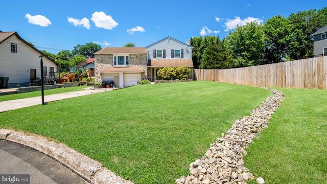 14 MCCARTHY AVE, Langhorne, PA 19047