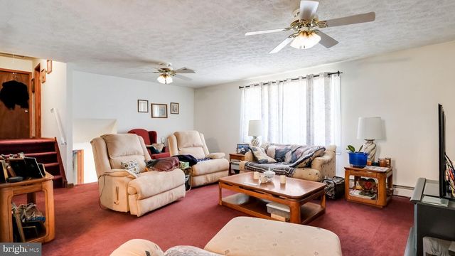 14 MCCARTHY AVE, Langhorne, PA 19047