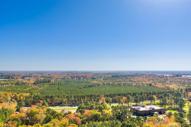 20 Brewers Neck BLVD, Carrollton, VA 23314