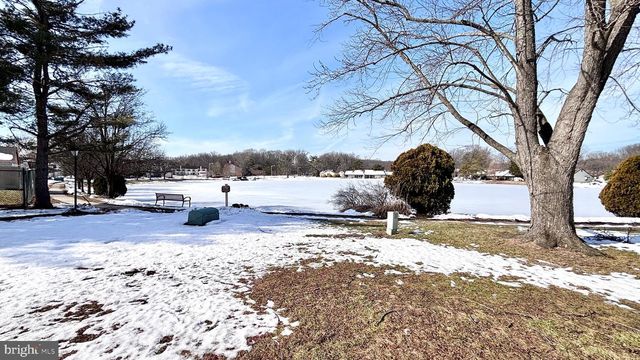 21-A E DAISY LN, Mount Laurel, NJ 08054