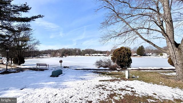 21-A E DAISY LN, Mount Laurel, NJ 08054