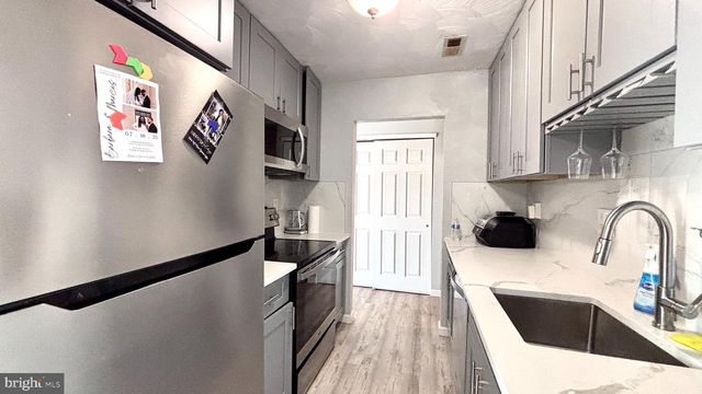 21-A E DAISY LN, Mount Laurel, NJ 08054