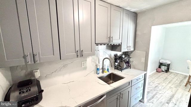 21-A E DAISY LN, Mount Laurel, NJ 08054