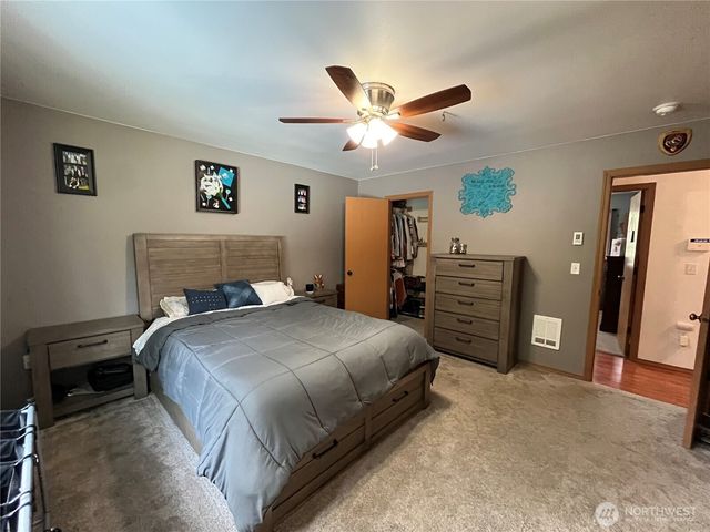 40 E Jarrett Drive, Shelton, WA 98584
