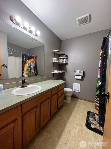 40 E Jarrett Drive, Shelton, WA 98584