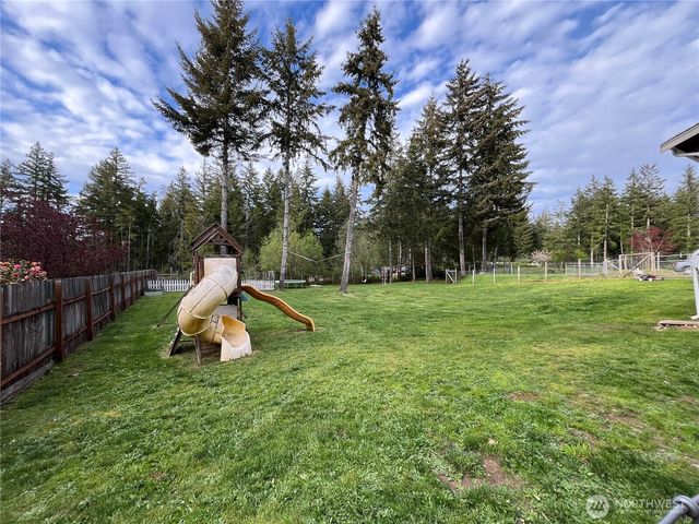 40 E Jarrett Drive, Shelton, WA 98584