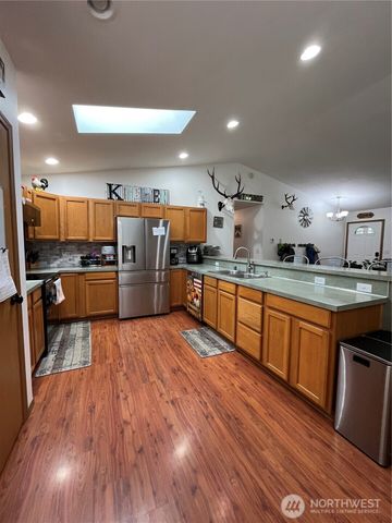40 E Jarrett Drive, Shelton, WA 98584