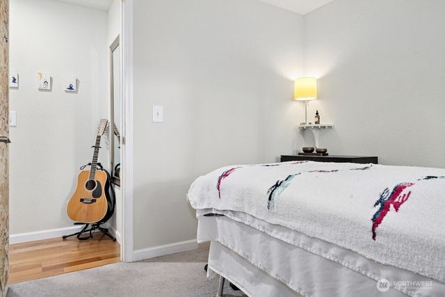 21013 NE 60th Place, Redmond, WA 98053