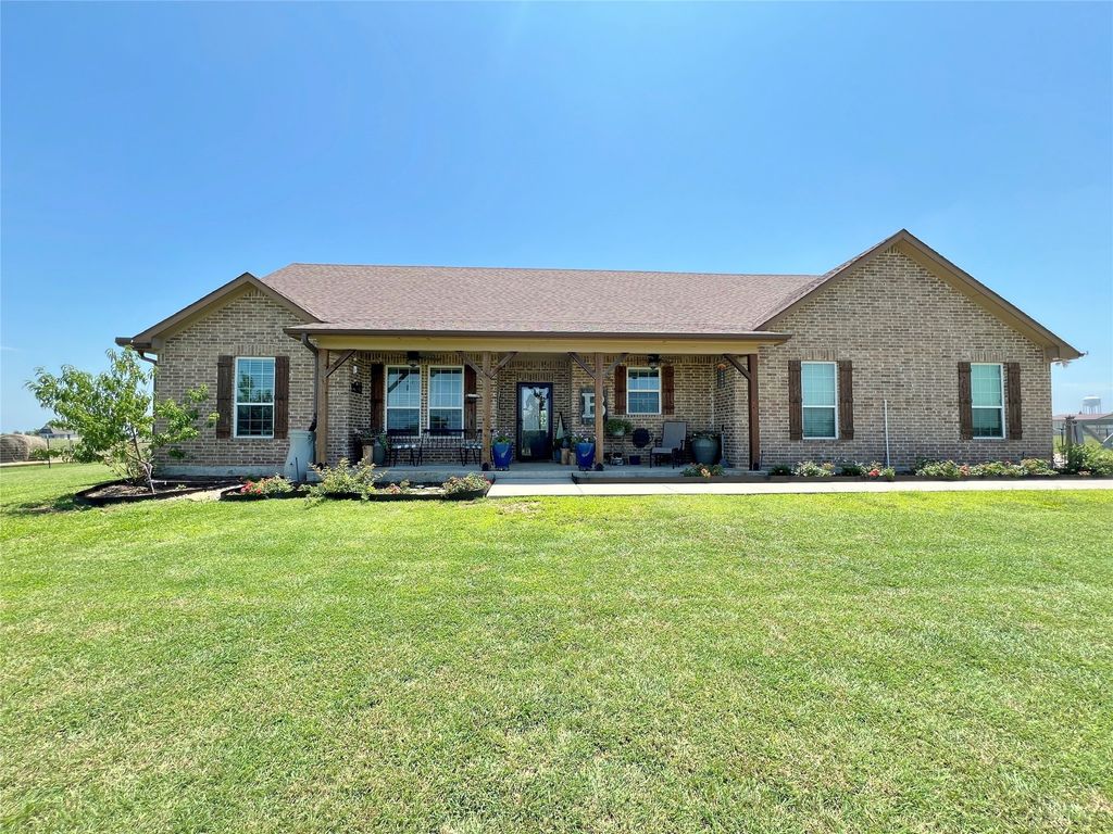 2060 Melton Road, Sanger, TX 76266