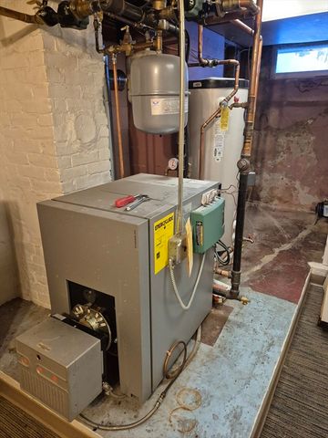 67 Fern St, Athol, MA 01331