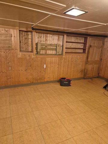 67 Fern St, Athol, MA 01331