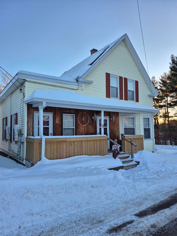 67 Fern St, Athol, MA 01331