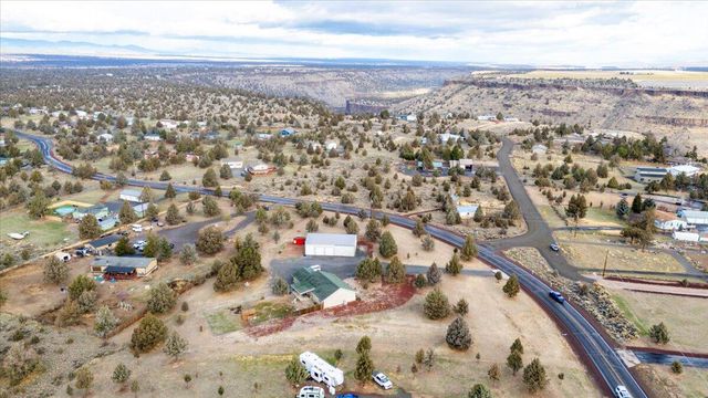 13344 SW Peninsula Drive, Terrebonne, OR 97760