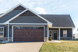 618 Anjali Court 618, Sycamore, IL 60178