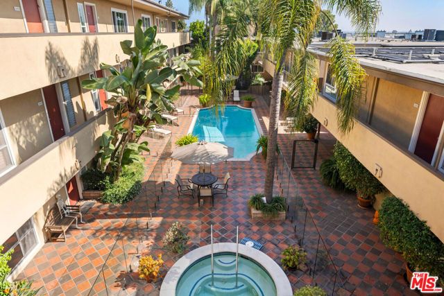 970 Palm Avenue 218, West Hollywood, CA 90069