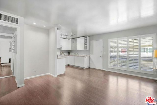 970 Palm Avenue 218, West Hollywood, CA 90069