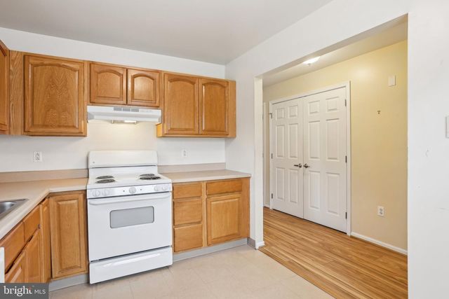 3716 MERRICK ROAD, Philadelphia, PA 19129