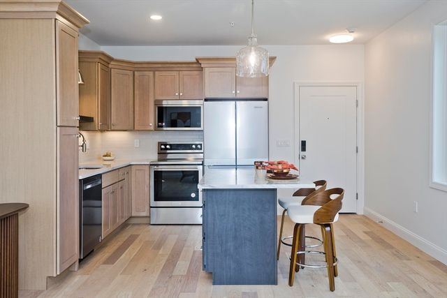 107 Williams Street 2c, Northampton, MA 01060