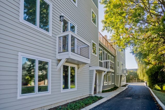 107 Williams Street 2c, Northampton, MA 01060